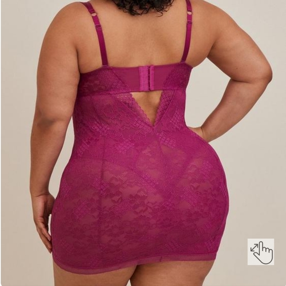 NWT~Torrid Lingerie Strappy Underwire Chemise Lace Fuschia - Picture 2 of 7